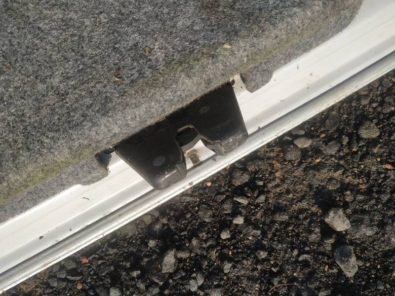 BMW 3-Series 2001 Galinio Dangcio spyna G. (kapoto)