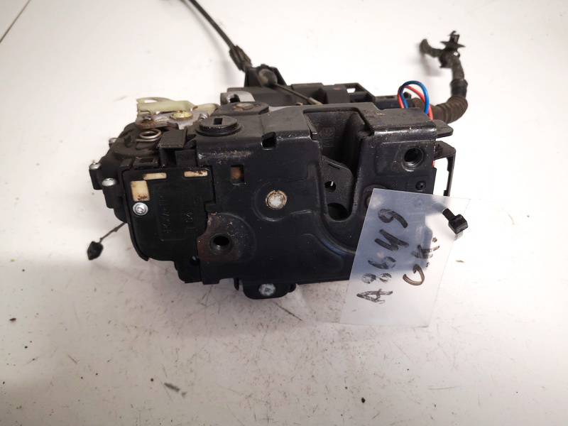 3B4839015A Volkswagen Passat 1999 Door Lock Mechanism - REAR LEFT