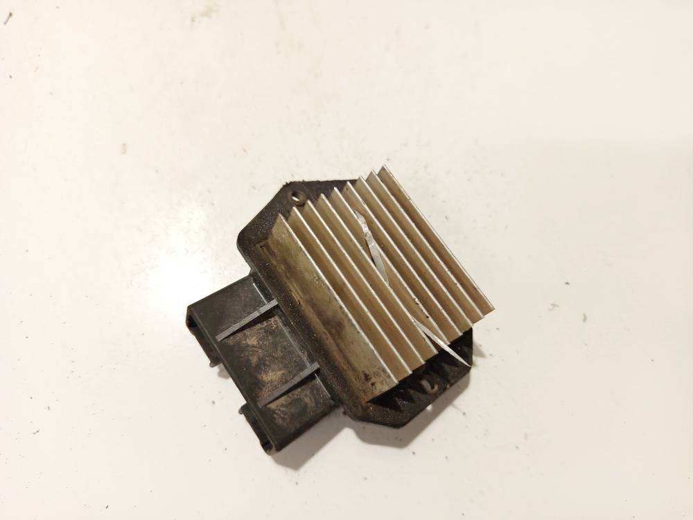 4993002110 Mitsubishi Pajero 2001 Heater Resistor (Heater Blower Motor Resistor)