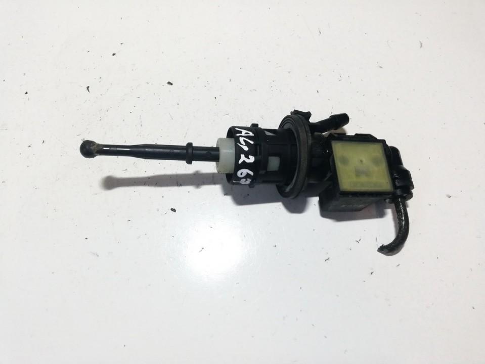 1k0721388 used Master clutch cylinder Skoda Octavia 2007 1.9L