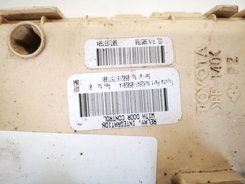 8264105020A Toyota Avensis 2008 Saugikliu deze - Thumbnail 2