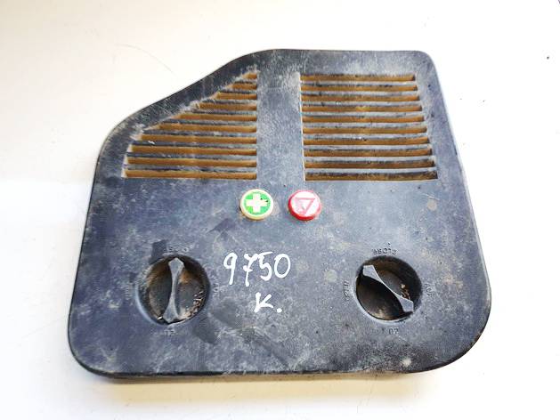 09130918 Opel Astra 1998 Wykończenie wnętrza (plastikowe elementy)