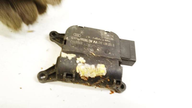 1K0907511C Skoda Yeti 2012 Heater Vent Flap Control Actuator Motor - Thumbnail 2