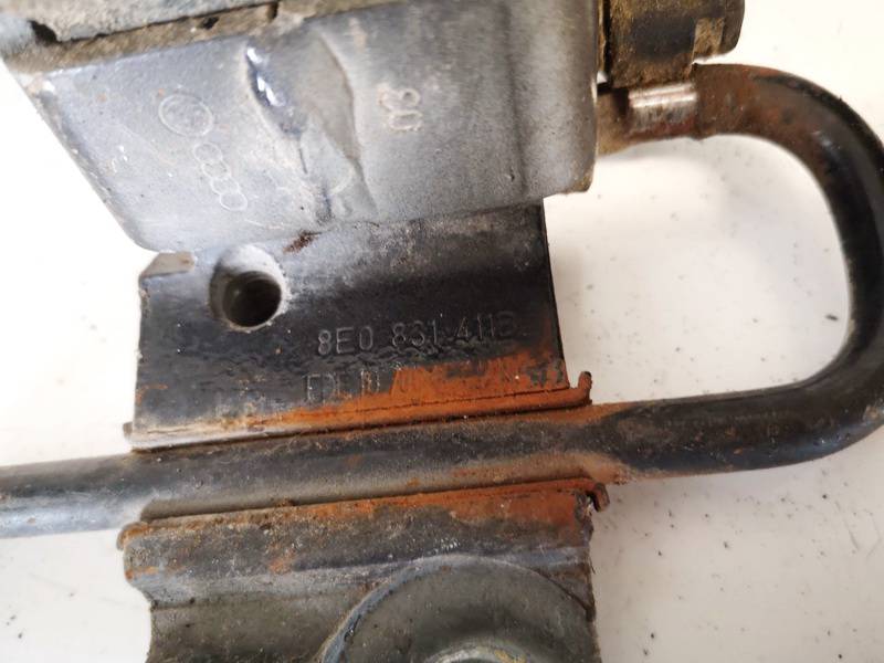 8E0831411B Audi A6 2006 Door Hinge - FRONT - Thumbnail 2