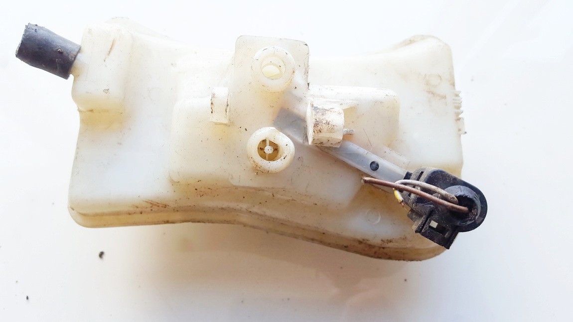 320670094 Volkswagen Passat 2003 Brake Master Cylinder Reservoir - Thumbnail 2