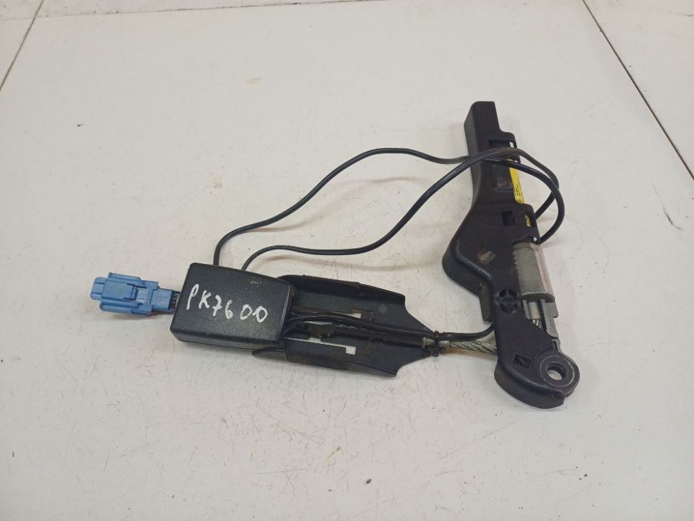 Skoda Octavia 2006 Seat belt holder (Seat belt Buckle) - FRONT LEFT