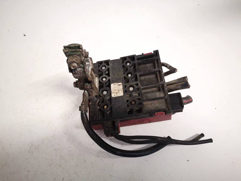 Toyota Yaris 1999 Fuse box - Thumbnail 3