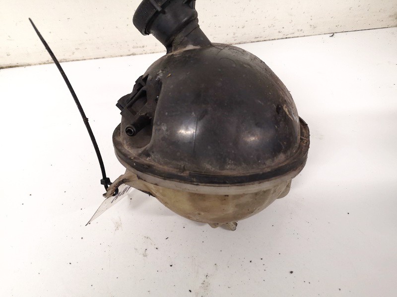 51994A0F Toyota Avensis 2005 Expansion Tank coolant (RADIATOR EXPANSION TANK BOTTLE ) - Thumbnail 2