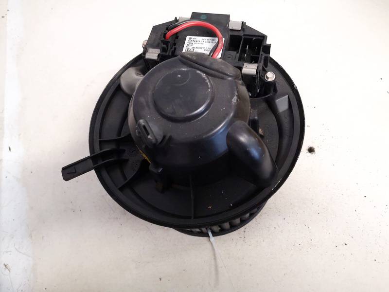 1K1820015D Volkswagen Touran 2006 Heater blower assy