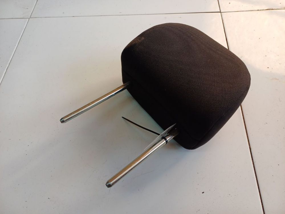 Mazda 2 2006 Seat headrest - Thumbnail 2