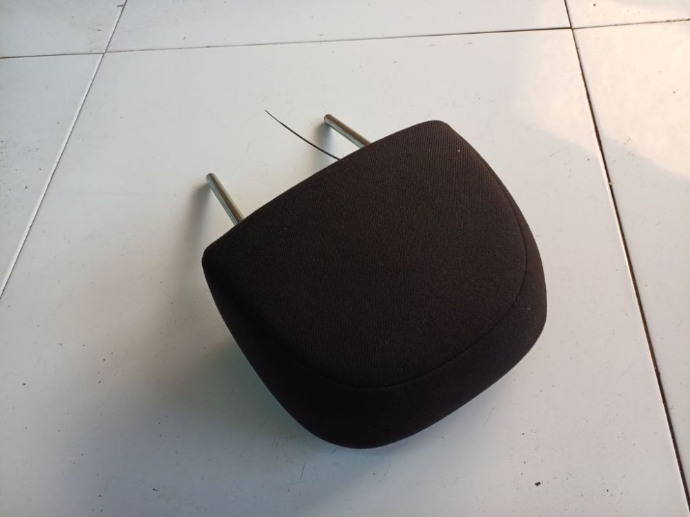 Mazda 2 2006 Seat headrest - Thumbnail 4