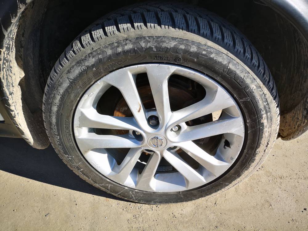 5X114.3 Nissan Juke 2013 Komplet Kół Zimowych R17
