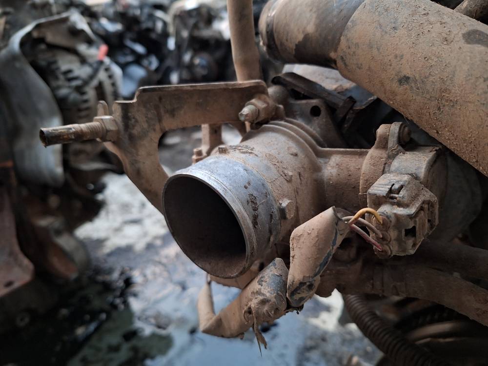 Toyota Yaris 2003 Stellantrieb Wirbelsteuerung Ventil (Drosselklappe) - Thumbnail 3