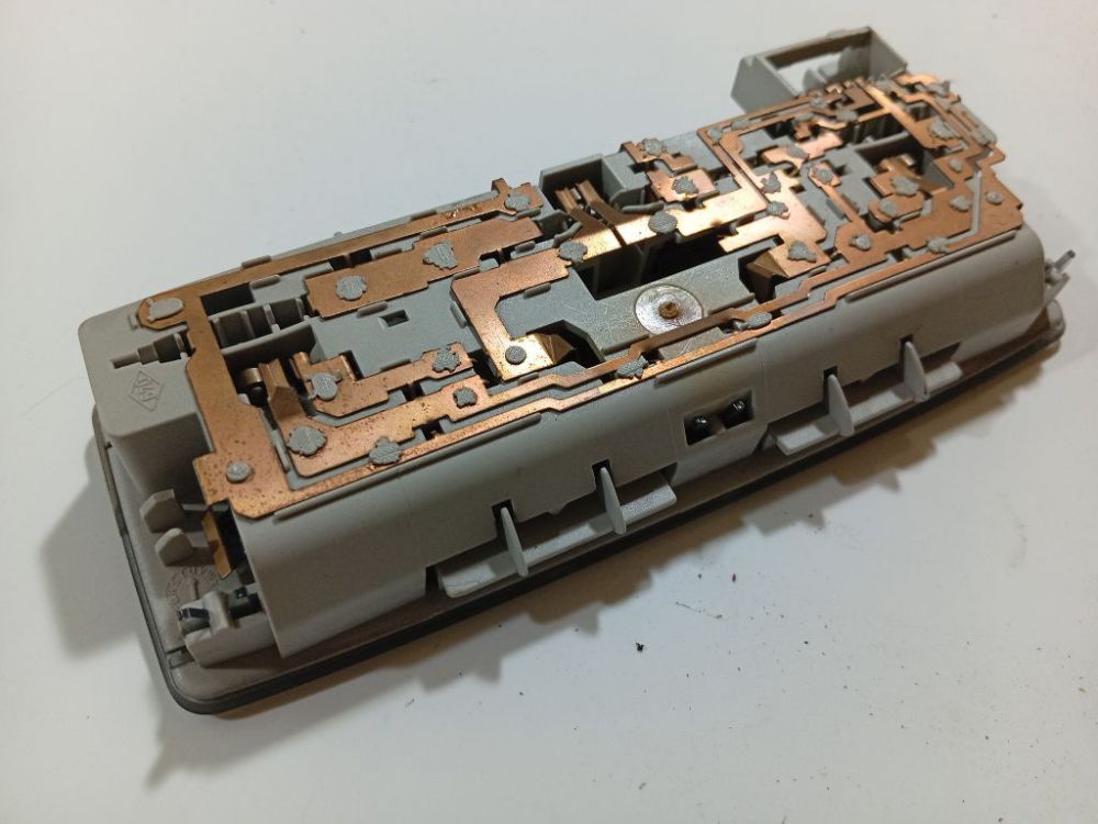 8200003037 Renault Espace 2004 Interior Light - FRONT - Thumbnail 3