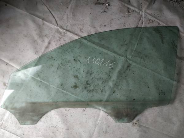 AS2 Volkswagen Passat 1999 vitre de porte avant Gauche