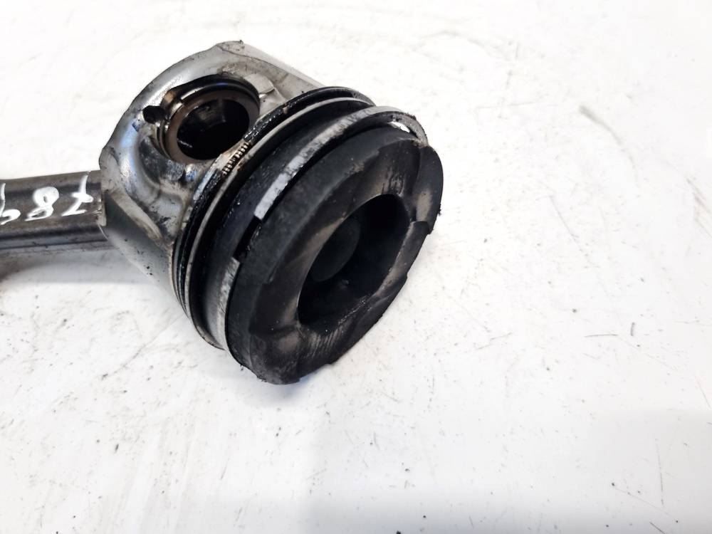 Citroen C4 2010 Mäntä ja vauhtipyörä - Thumbnail 2