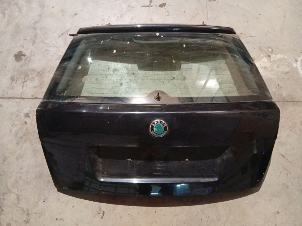 JUODAS Skoda Fabia 2001 Tylna klapa (pokrywa silnika) - TYLNE