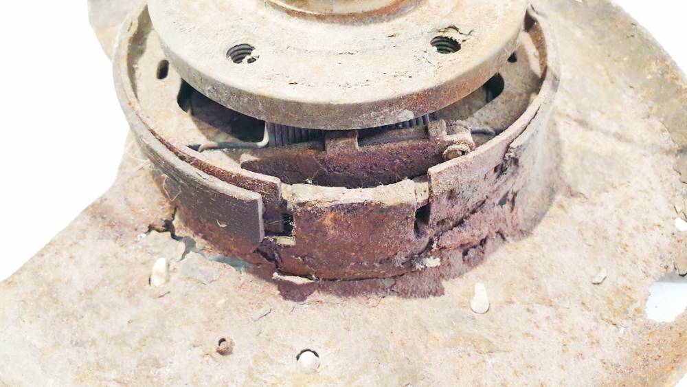 Volvo V70 1999 Mechanizm hamulca ręcznego