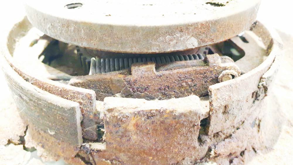 Volvo V70 1999 Mechanizm hamulca ręcznego - Thumbnail 2