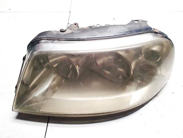0301182201 Volkswagen Bora 2003 Headlight - FRONT LEFT