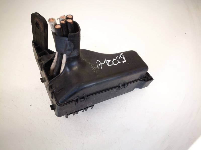 Toyota Corolla Verso 2006 Skrzynka bezpieczników - Thumbnail 3