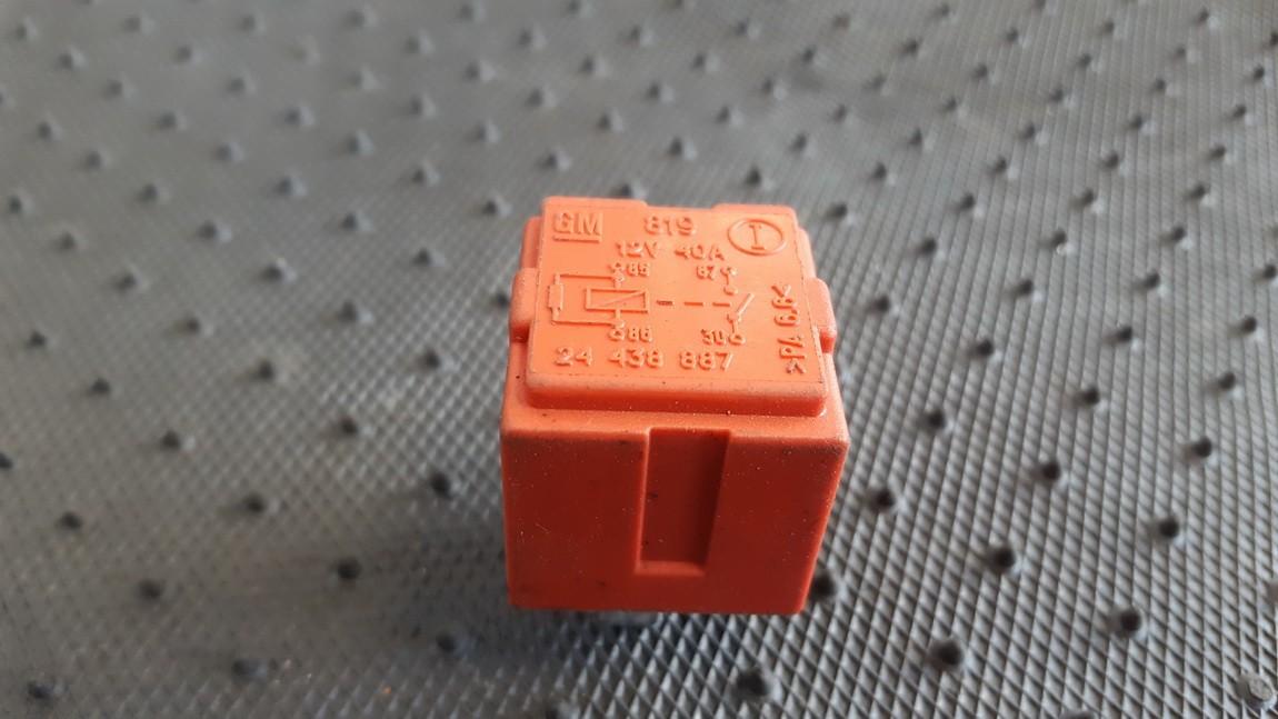 24438887 GM819 Relay module Opel Vectra 2003 2.2L 6EUR EIS00240776
