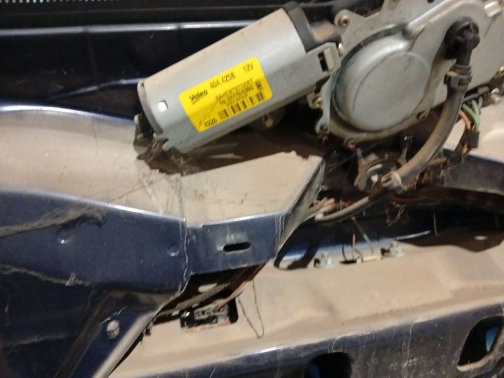 404425B Skoda Fabia 2001 Silnik wycieraczki tylnej szyby - TYLNE - Thumbnail 2