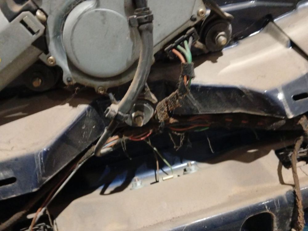 404425B Skoda Fabia 2001 Silnik wycieraczki tylnej szyby - TYLNE - Thumbnail 3