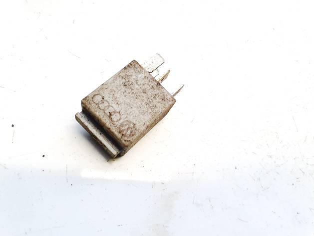 1K0951253A Volkswagen Touran 2005 Relay module