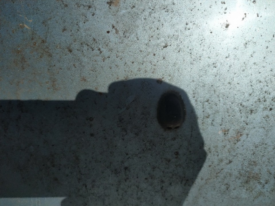 Nissan Almera 2000 DIFUSOR DE AGUA REGADORA DE PARABRISAS - Thumbnail 2