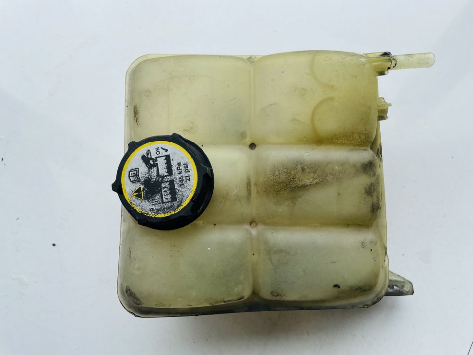 3M5H8K218AH Volvo V50 2006 Бачок расширительный