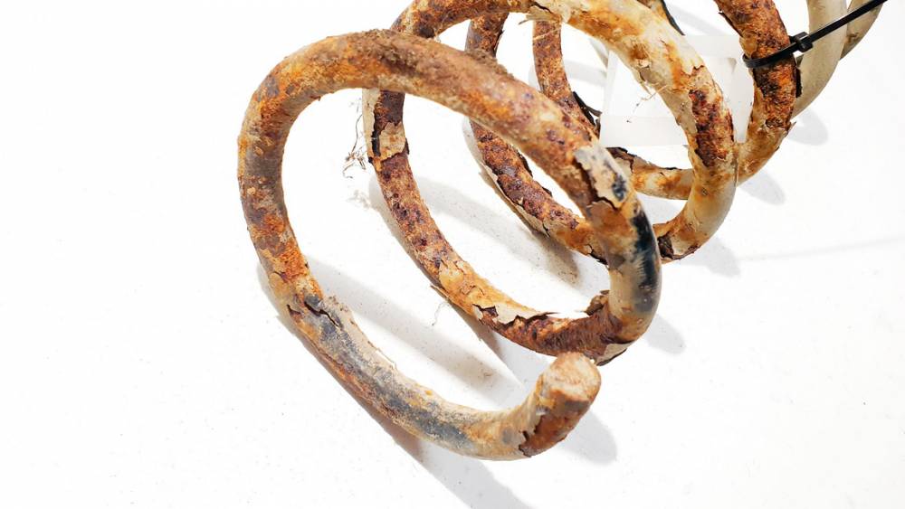 Toyota Avensis Verso 2001 Spring - REAR - Thumbnail 2