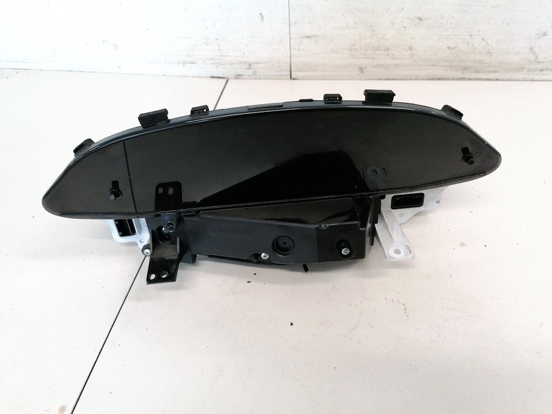 838000D690D Toyota Yaris 2008 Spidometras - prietaisu skydelis