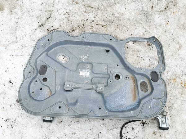 4M51A045H16A Ford Focus 2005 Durvju loga pacēlājs - PRIEKŠA PA LABI