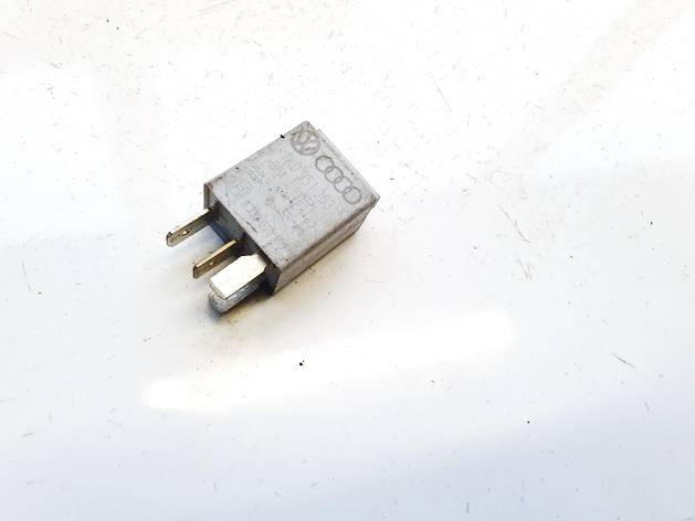1K0951253A Volkswagen Touran 2005 Relay module - Thumbnail 3