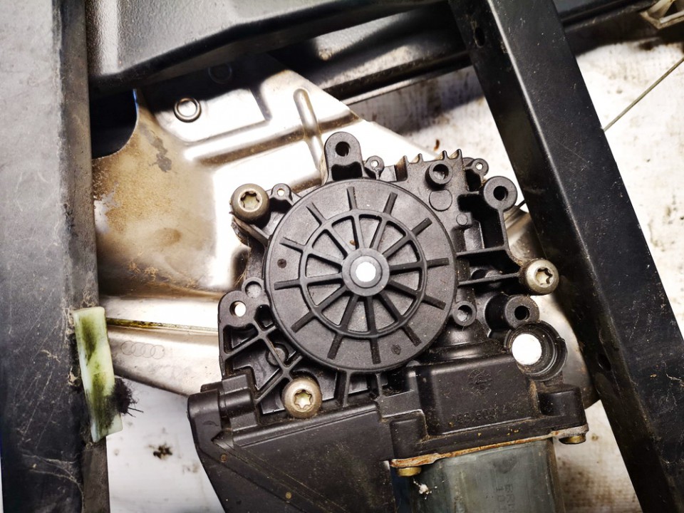 4B0959801B Audi A6 1999 Моторчик стеклоподъемника - задний левый - Thumbnail 2