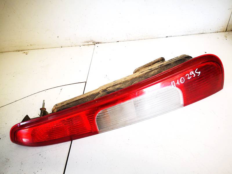 3M5113N411AA Ford C-MAX 2003 Tail Light lamp Outside - REAR RIGHT