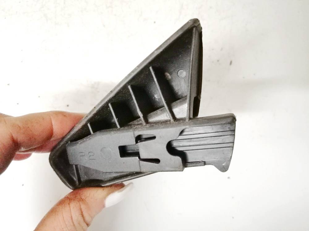 Toyota Yaris 2007 Wykończenie wnętrza (plastikowe elementy) - Thumbnail 3