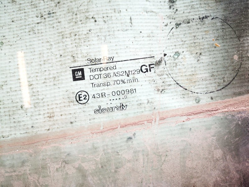 Opel Omega 2000 Door-Drop Glass - FRONT LEFT - Thumbnail 2