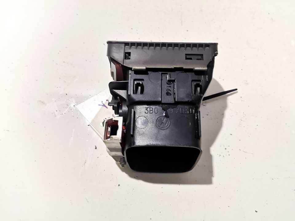 3B0819703D Volkswagen Passat 2000 Dash Vent (Air Vent Grille) - LEFT - Thumbnail 2