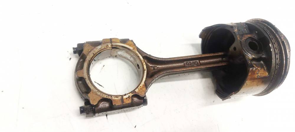 Mitsubishi Carisma 1998 Tłok z korbowodem - Thumbnail 3