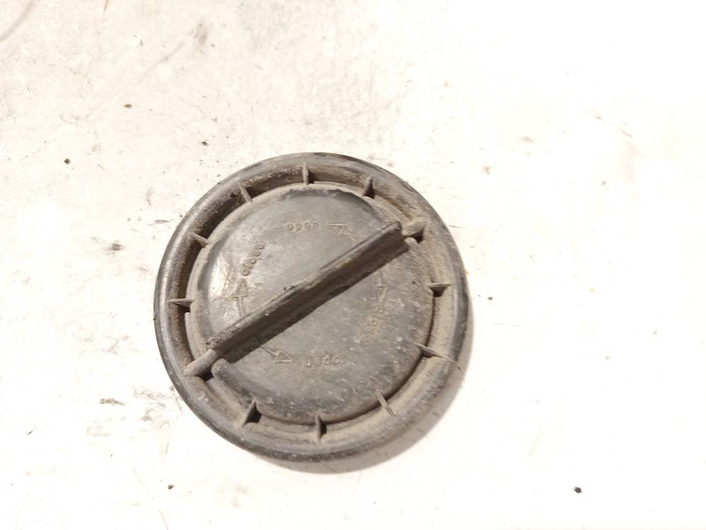 14735400 Mercedes-Benz CLS-CLASS 2004 Headlight bulb dust cover cap - FRONT - Thumbnail 2