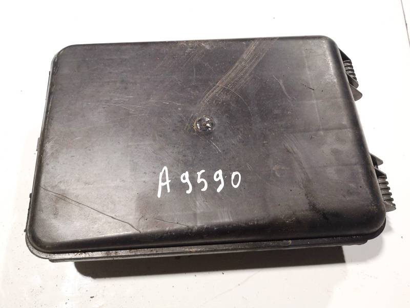 8D0927355A Audi A6 2002 Fuse box