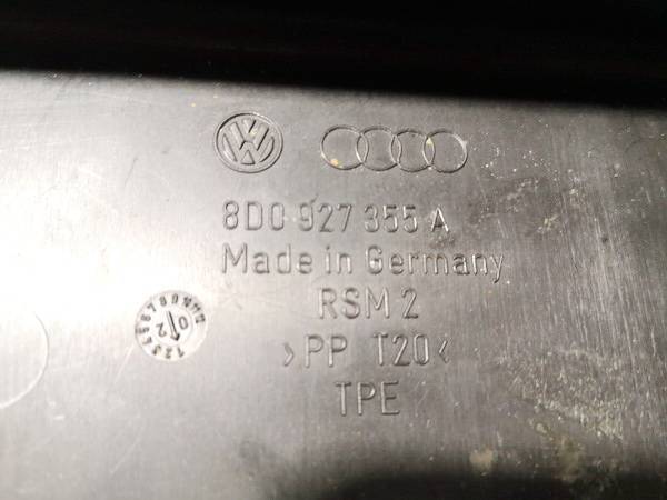 8D0927355A Audi A6 2002 Fuse box - Thumbnail 3