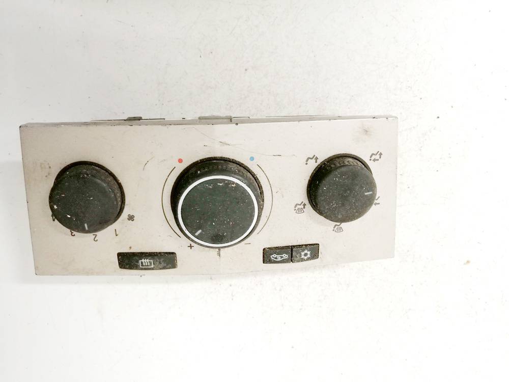 Opel Astra 2005 Ilmastoinnin ohjaus