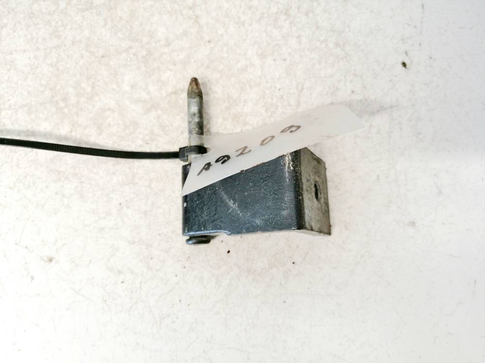 90552955 Opel Meriva 2006 Петля двери передней  нижняя