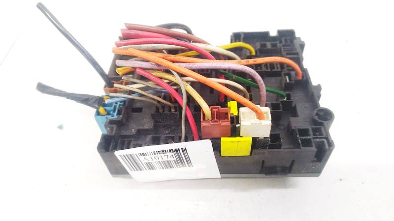 Citroen Berlingo 2002 Skrzynka bezpieczników - Thumbnail 2