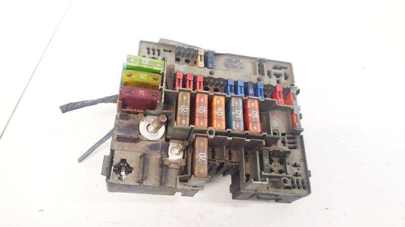 Citroen Berlingo 2002 Skrzynka bezpieczników