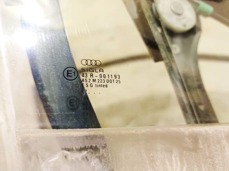 AS2 Audi A4 1998 Oven lasi - EDESSÄ OIKEALLA - Thumbnail 2