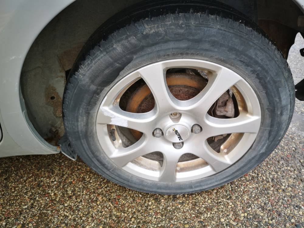 4X100 Toyota Yaris 2007 Wheels kit R15 - Thumbnail 3